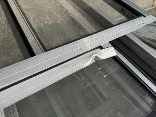 best-built-trailers-food-trailer-window-awning-04